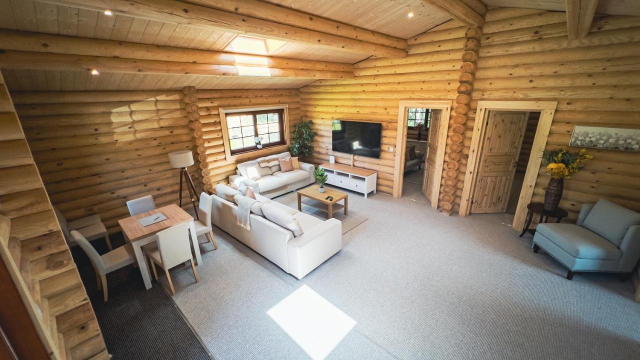 Aspen Lodge, Amazing New Log Cabin With Hot Tub - Sleeps 6 - Felmoor Park Morpeth Exterior foto
