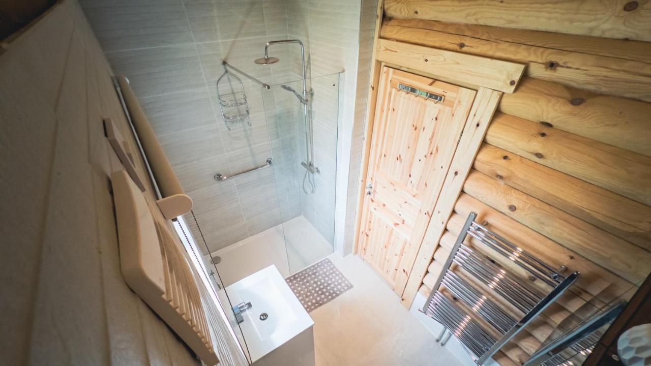 Aspen Lodge, Amazing New Log Cabin With Hot Tub - Sleeps 6 - Felmoor Park Morpeth Exterior foto
